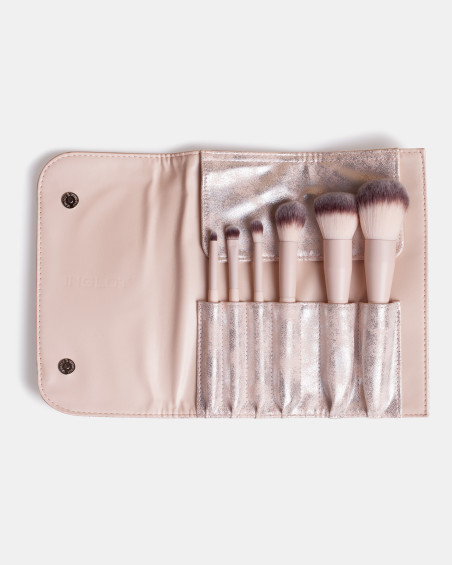 Zestaw pędzli do makijażu w etui Silver
