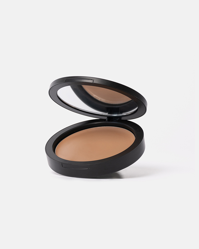 Beauty Routines Iconic Red